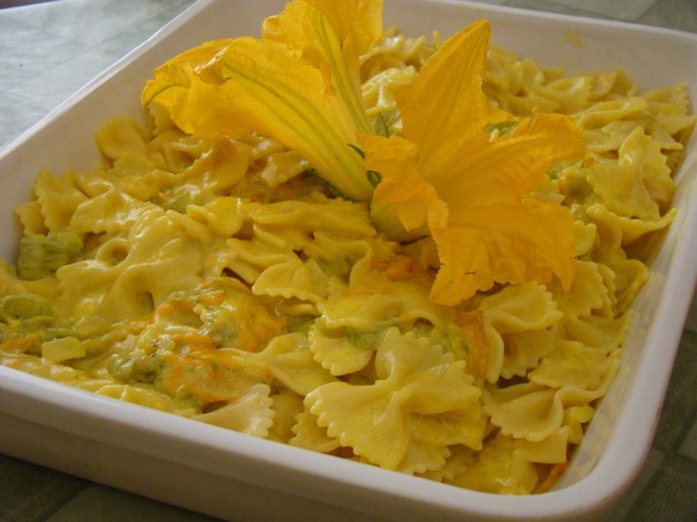 Farfalle ai fiori di zucca