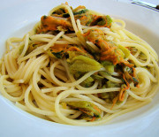 Spaghetti ai fiori di zucca