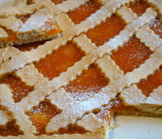 Crostata alla marmellata di albicocche