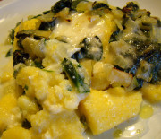 Polenta al forno con bietole e formaggio