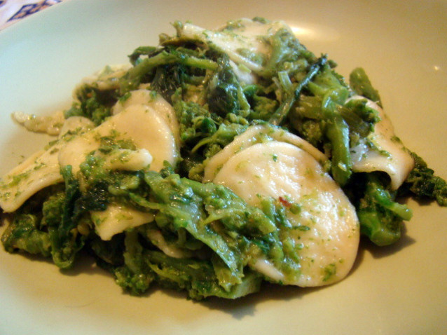 Orecchiette con cime di rapa alla pugliese