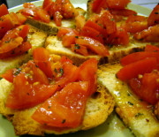 Bruschette con pomodori e origano