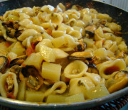 Orecchiette con patate e cozze